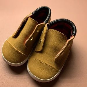 Cute crib shoes 4W